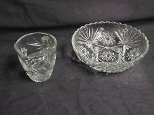 lot 120 image: Vintage Pressed Glass Bowl and Creamer Set with Starburst Pattern