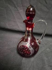 lot 135 image: Bohemian Ruby Cut to Clear Glass Etched Cruet with Stopper