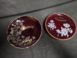 lot 137 image: Ruby Red Glass 40th Anniversary Commemorative Bowls