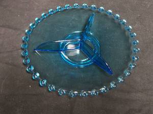 lot 165 image: Vintage Blue Depression Glass Relish Dish with Beaded Edge