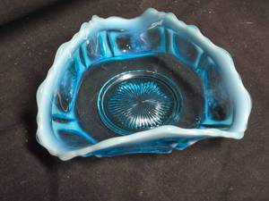 lot 177 image: Blue Glass Bowl with Ruffled Edge - Opalescent Finish