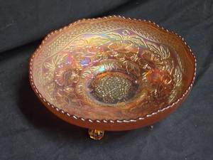 lot 204 image: Possibly Fenton Marigold Carnival Glass Footed Bowl with Floral and Lattice Design