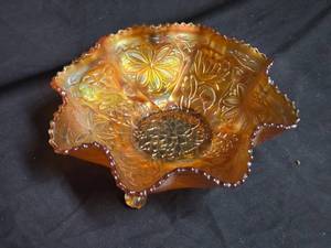 lot 206 image: Marigold Carnival Glass Footed Bowl with Floral and Geometric Pattern
