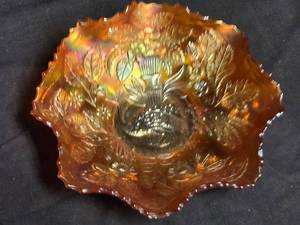lot 209 image: Antique Fenton Carnival Glass Bowl with Peacock and Floral Pattern