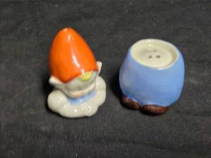 lot 332 image: Vintage Pixie Elf Ceramic Salt and Pepper Shaker Set