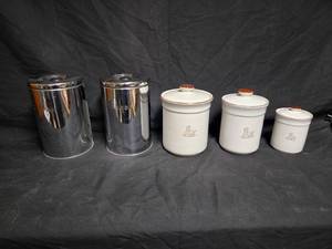 lot 377 image: Vintage Chrome and Ceramic Swan Canister Set