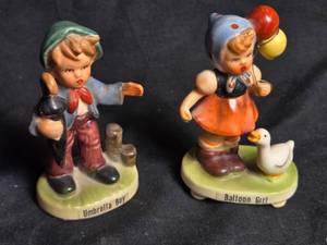 lot 334 image: Vintage Hummel Style Figurines - Umbrella Boy & Balloon Girl