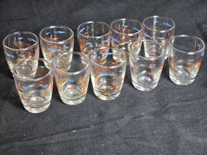 lot 351 image: Set of 10 Vintage Mid-Century Modern Shot Glasses with Geometric Gold and Colored Design