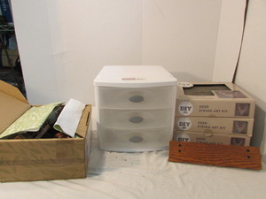 lot 28 image: Craft and Home Items