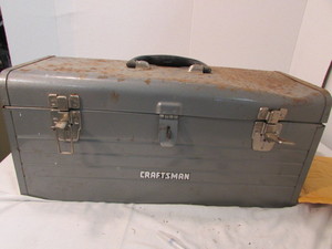 lot 30 image: Craftsman Tools
