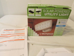 lot 37 image: Solar Utility Light