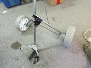 lot 55 image: Golf Bag Caddy