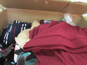 lot 67 image: Clothing