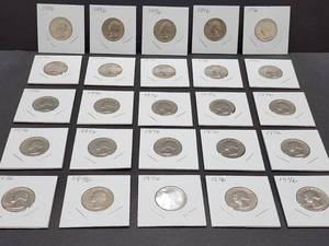 (25) 1976 U.S Mint Bi-Centennial Quarters