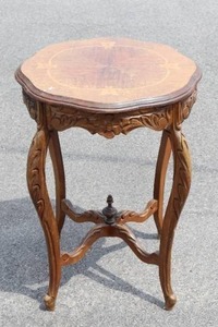 Vintage Walnut() French-Style Carved Side Lamp Table...