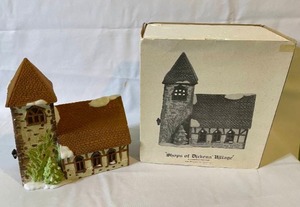 lot 125 image: Vintage Dept 56 Dickens Christmas Village Church