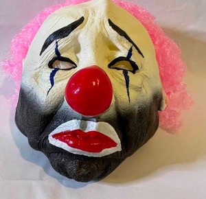 lot 143 image: Creepy Cool Vintage Costume Mask