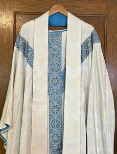lot 76 image: ArteGross Catholic Priest Chasuble Vestment Robe