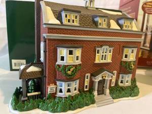 lot 155 image: Two Department 56 Buildings