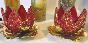 lot 171 image: Assorted Vintage Candle Holders