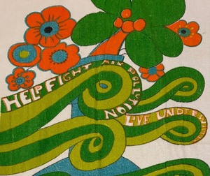 lot 210 image: Vintage Londraville Help Stop Pollution Beach Towel