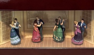 lot 224 image: Musical Melodium by Mr. Christmas