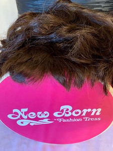 lot 65 image: Variety of Vintage Wigs and Boxes