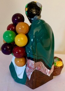 lot 68 image: Vintage Royal Doulton Figurine The Old Balloon Seller