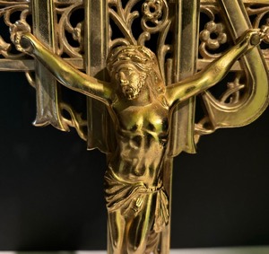 lot 326 image: Corpus Christi Wall Crucifix, Brass Church Host Box and More