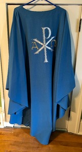 lot 328 image: Catholic Priest Chasuble Vestment Robe by C.M. Almy & Son