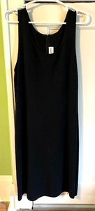 lot 364 image: Black and Deep Navy Blue St. John Knit Dresses