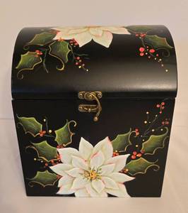 lot 281 image: Festive Holiday Collection