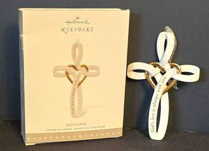 lot 289 image: Cross and Angel Collection