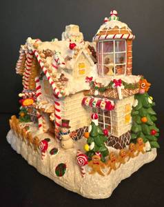 lot 295 image: Fabulous Fiber-Optic Gingerbread House