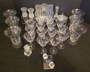 lot 403 image: Sparkling Glassware Collection