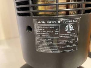 lot 410 image: Aloha Breeze Thirty Two Inch Tower Fan Model 87120