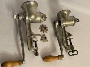 lot 421 image: Two Vintage Table Mount Grinders By Universal And American with Wooden Handles