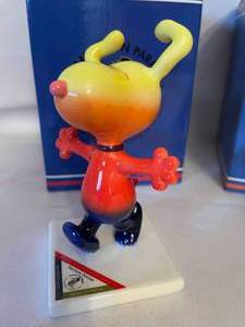lot 493 image: Three Peanuts On Parade Figures, NIB