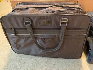 lot 494 image: Two American Tourister Luggage Pieces, New In The Box