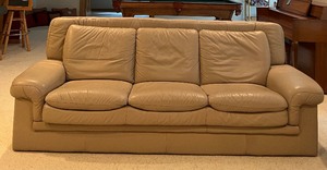 lot 4 image: Luxury ITALIAN Leather Sofa Couch