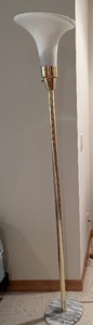lot 77 image: Brass Torchiere Floor Lamp