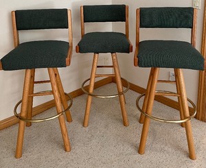 lot 85 image: HIPPOPOTAMUS Bar Stools - QTY 3