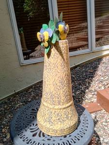 lot 43 image: Vintage Ceramic Pedestal with Metal Flowers