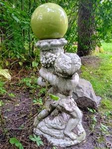 lot 46 image: Vintage Style Cherub Lawn Ornament with with Gazing Ball