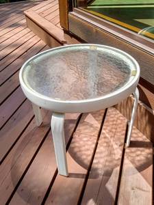 lot 57 image: Vintage White Metal and Glass Side Table