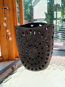 lot 59 image: Solar Starburst Suncatcher and Decorative Candle Holder