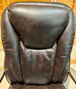 lot 19 image: SERTA Rolling Office Chair and Clear Floor Matt