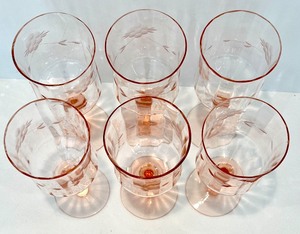 lot 63 image: Vintage Set of 6 PINK DEPRESSION GLASS Floral Etched Wine Glasses