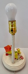 lot 55 image: Vintage Adorable Chicken Desk Lamp  Beside Lamp