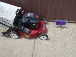 Toro GTS2 recycler power drive with bagger. Good used condition. Tested & works. As shown.